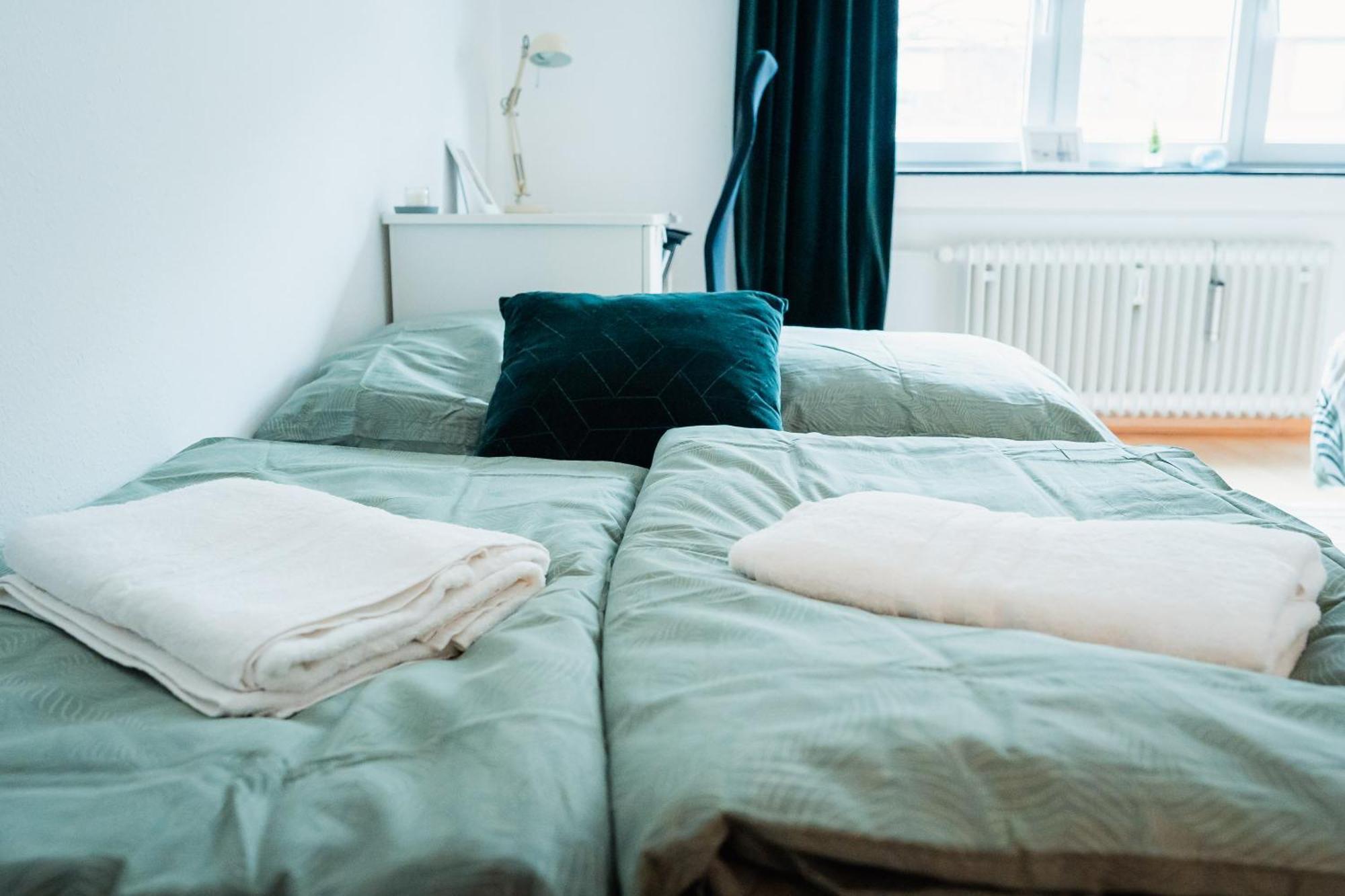 N2 Centrally Located 3-Room Apartment With Balcony Or Individual Rooms Karlsruhe Extérieur photo